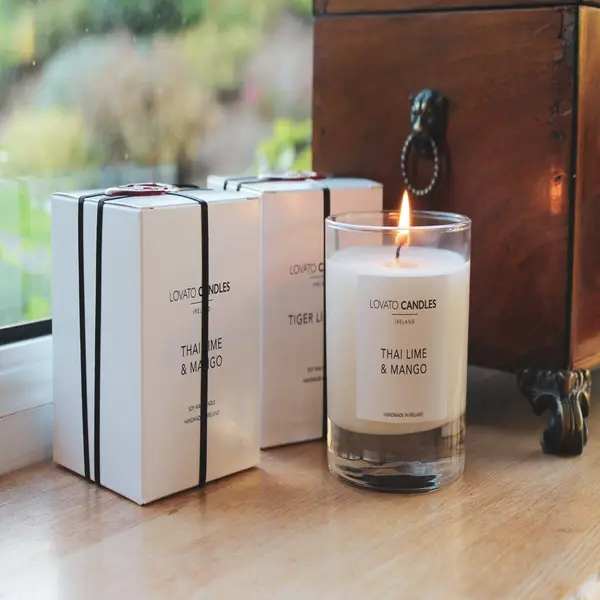 Custom Luxury Candle Packaging